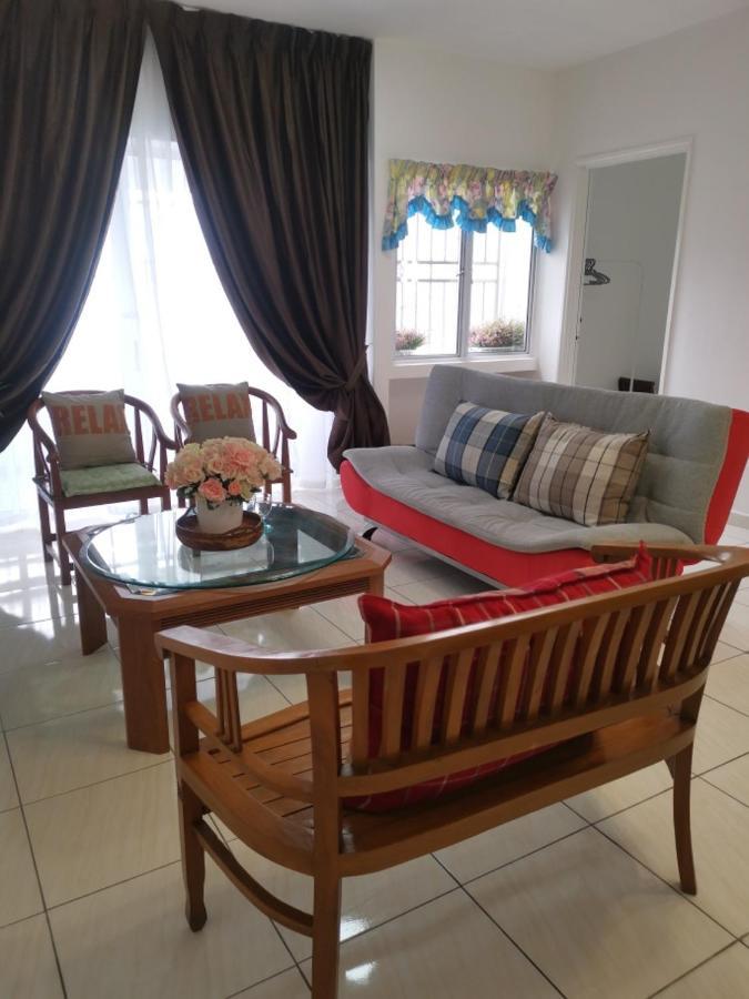 12 Pax Skyview Homestay 2 Family Room 2R2B Golden Hills Mountain View Genting Highland Genting Highlands Exterior photo